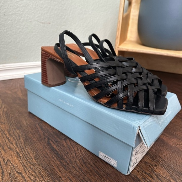 Seychelles | Charter - Picture 7 of 11